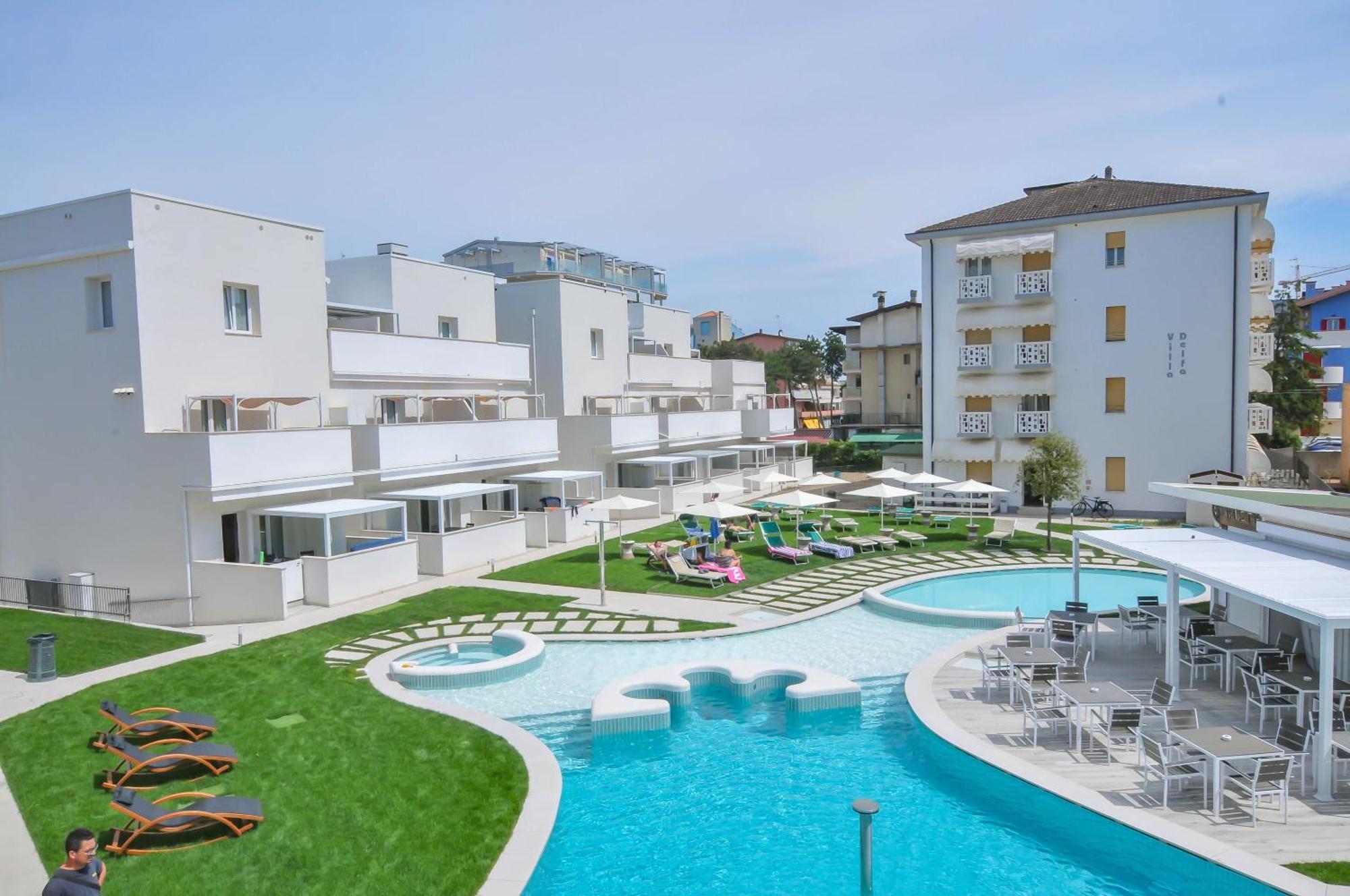 Marina Junior Suite 4 Stelle S Каорле Экстерьер фото